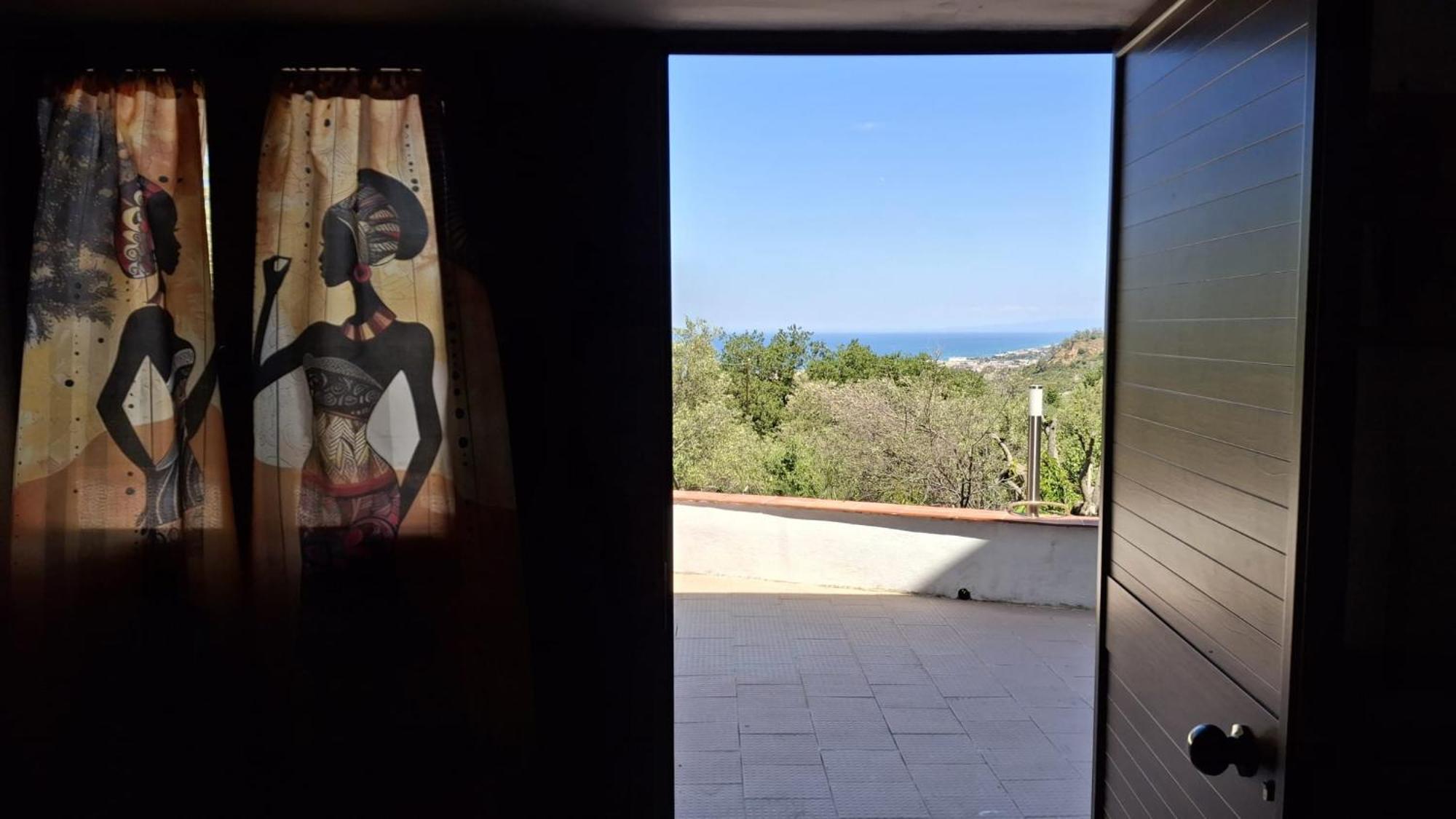 Villa Gatto Rometta Marea Bagian luar foto